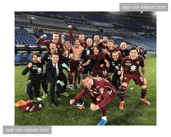 都灵官方确认:贝拉诺瓦因肌肉疲劳将缺席对阵拉齐奥的关键战 都灵官方确认:贝拉诺瓦因肌肉疲劳将缺席对阵拉齐奥的关键战